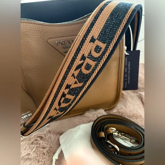 Prada Vitello Daino Soft leather mini shoulder bag - Picture 7 of 7